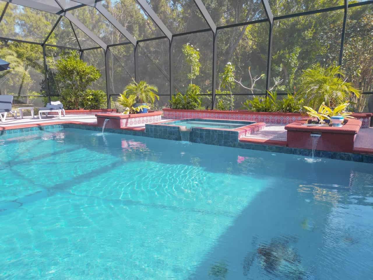 Custom pool construction in Venice, FL